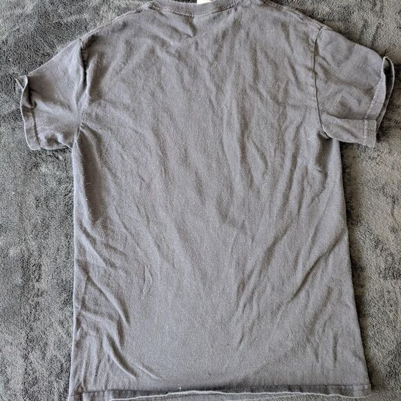 Gildan Baby Grogu Yoda Mandalorian Disney Star Wars Black T-shirt - Picture 5 of 8